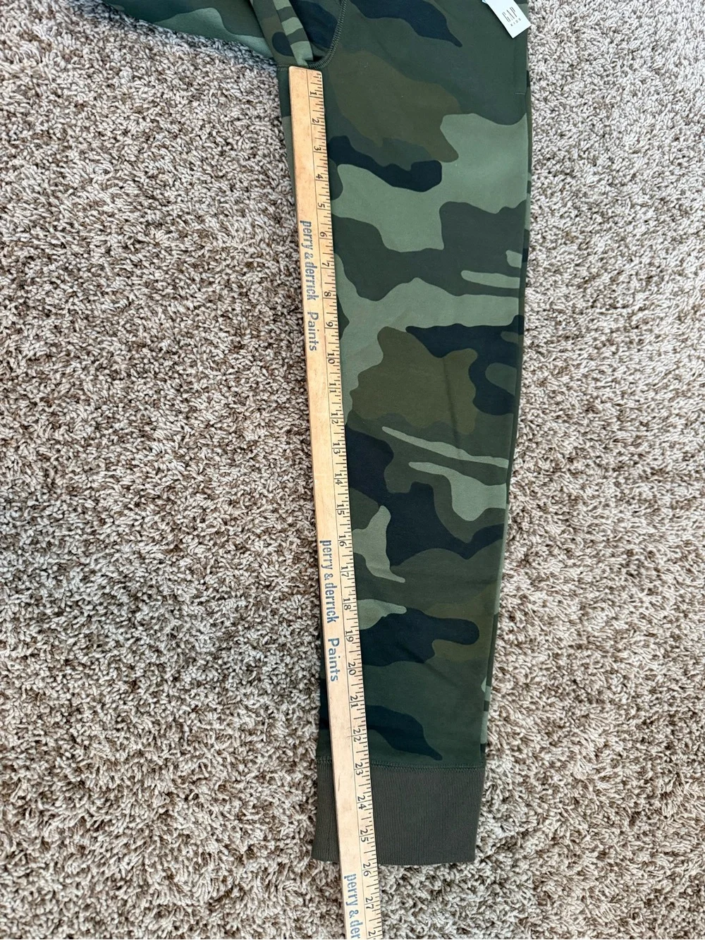 NWT GAP Kids Camo Joggers in Olive & Dark Green sz XL(12)